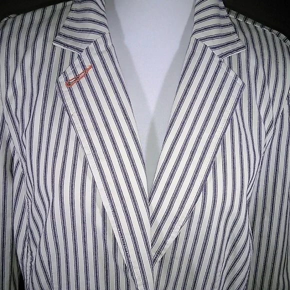 Gorgeous Vintage cabi Spring 2008 Nautical Navy & White Ticking Blazer - Picture 6 of 13